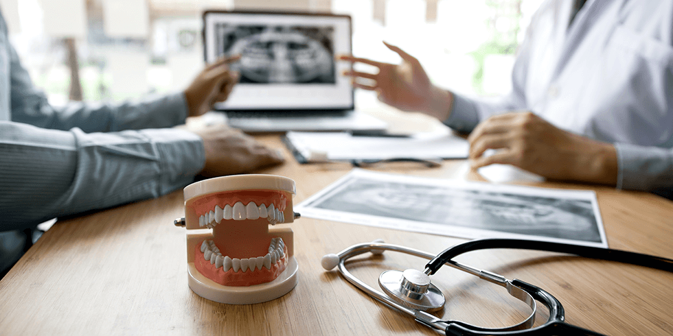Dentes Tortos | Conheça os Possíveis Tratamentos
