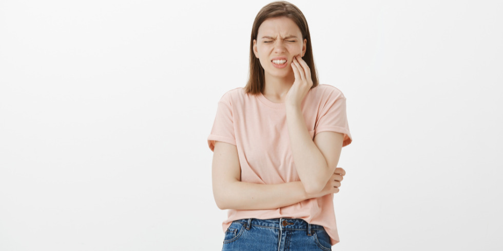 Dentes Sensíveis: Causas Que Ninguém Te Conta e Como Evitar