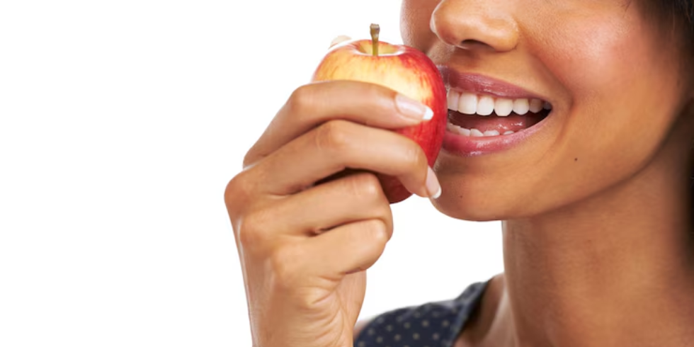 O Impacto da Alimentação na Saúde Bucal: Dicas de Cuidados
