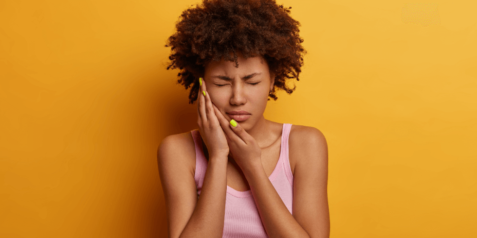 Dentes sensíveis: o que pode estar causando esse desconforto