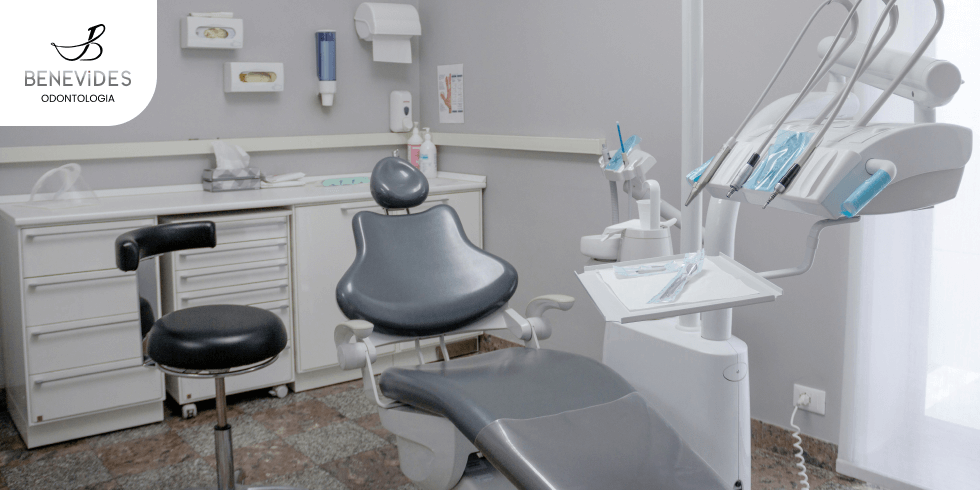 Canal Dentário: Quando É Necessário e Como Funciona o Tratamento | Dr. Jefferson Benevides Ortodontia e Ortopedia Facial no ES Canal Dentário: Quando É Necessário e Como Funciona o Tratamento | Dr. Jefferson Benevides Ortodontia e Ortopedia Facial no ES